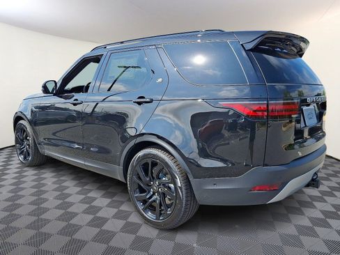 New 2025 Land Rover Discovery S image 6