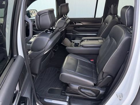 Used 2024 Jeep Grand Wagoneer L Series II w/ Quick Order Packagew 28T AWD/4WD image 18