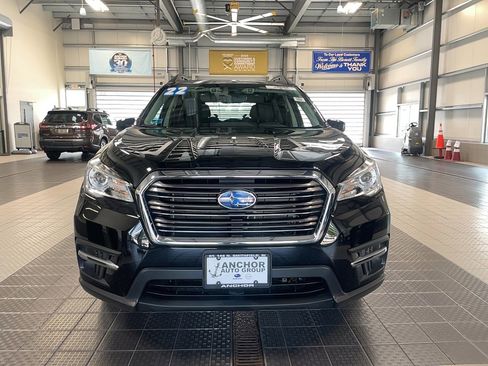 Used 2022 Subaru Ascent Premium w/ Convenience Package image 2