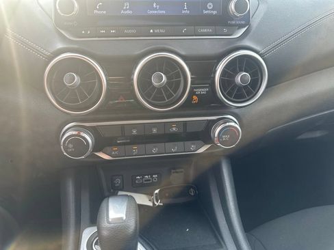 Used 2024 Nissan Sentra SV FWD image 18