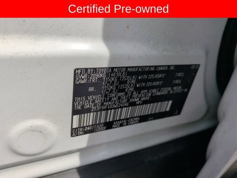 Certified 2025 Toyota RAV4 XLE AWD/4WD image 28