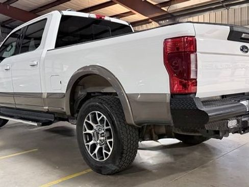 Used 2020 Ford F250 Lariat w/ Lariat Value Package AWD/4WD image 7