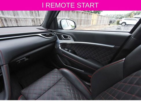Used 2019 Genesis G70 3.3T Advanced w/ Sport Package RWD image 11