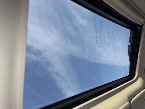 Used 2019 Subaru Outback 2.5i Limited w/ Popular Package #2 image 21