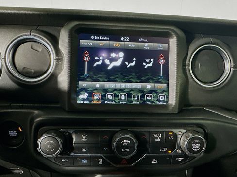 Used 2021 Jeep Wrangler Sahara image 23