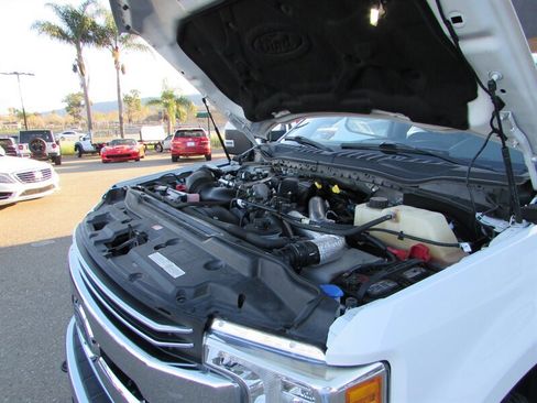 Used 2017 Ford F250 Lariat w/ Tow Technology Bundle image 37