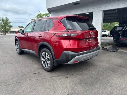 Used 2023 Nissan Rogue SV AWD/4WD image 4