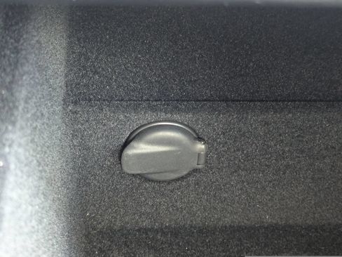 Used 2025 Tesla Model 3 Long Range RWD image 20