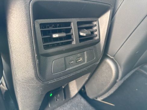 Used 2023 Chevrolet Colorado Z71 w/ Z71 Convenience Package 2 image 9