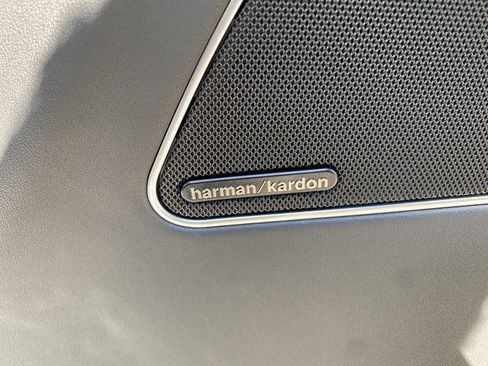 Used 2023 Maserati Levante GT image 16