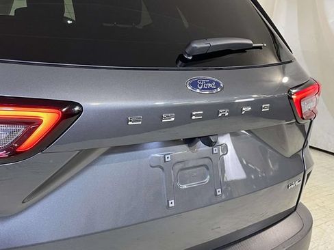 Used 2025 Ford Escape ST-Line Select AWD/4WD image 15