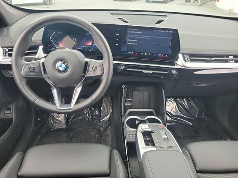 Used 2025 BMW X1 xDrive28i w/ Convenience Package AWD/4WD image 11