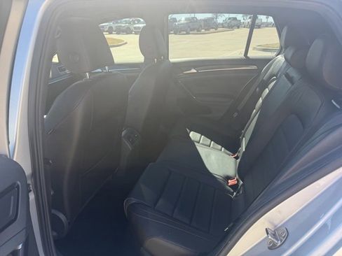 Used 2017 Volkswagen GTI S image 8