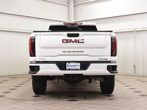 Used 2024 GMC Sierra 2500 AT4 w/ AT4 Premium Plus Package AWD/4WD image 7
