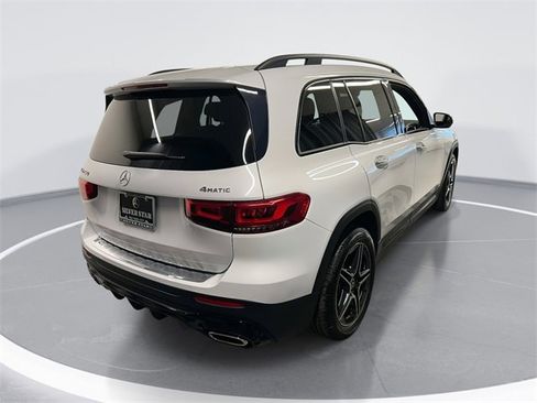 Certified 2022 Mercedes-Benz GLB 250 4MATIC image 4