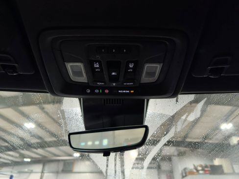 Used 2024 GMC Sierra 1500 AT4 w/ Technology Package image 12