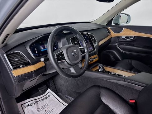 Used 2024 Volvo XC90 B6 Plus w/ Protection Package Premier AWD/4WD image 9