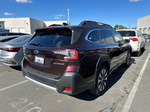 Used 2024 Subaru Outback Limited AWD/4WD image 5