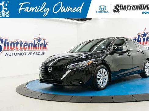 Used 2025 Nissan Sentra S FWD image 1