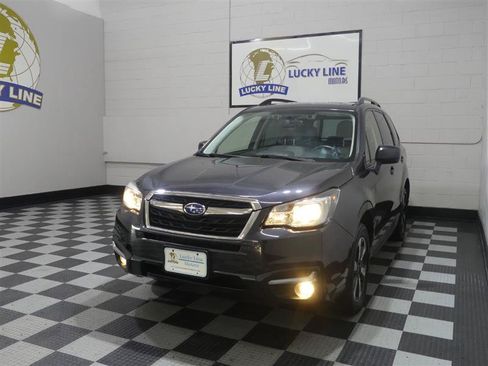 Used 2018 Subaru Forester 2.5i Premium AWD/4WD image 4