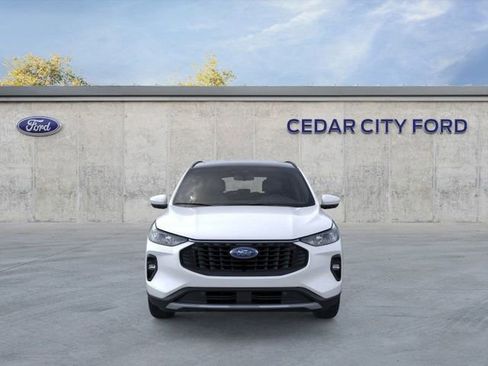 New 2026 Ford Escape SE w/ Class II Trailer Tow Package image 5