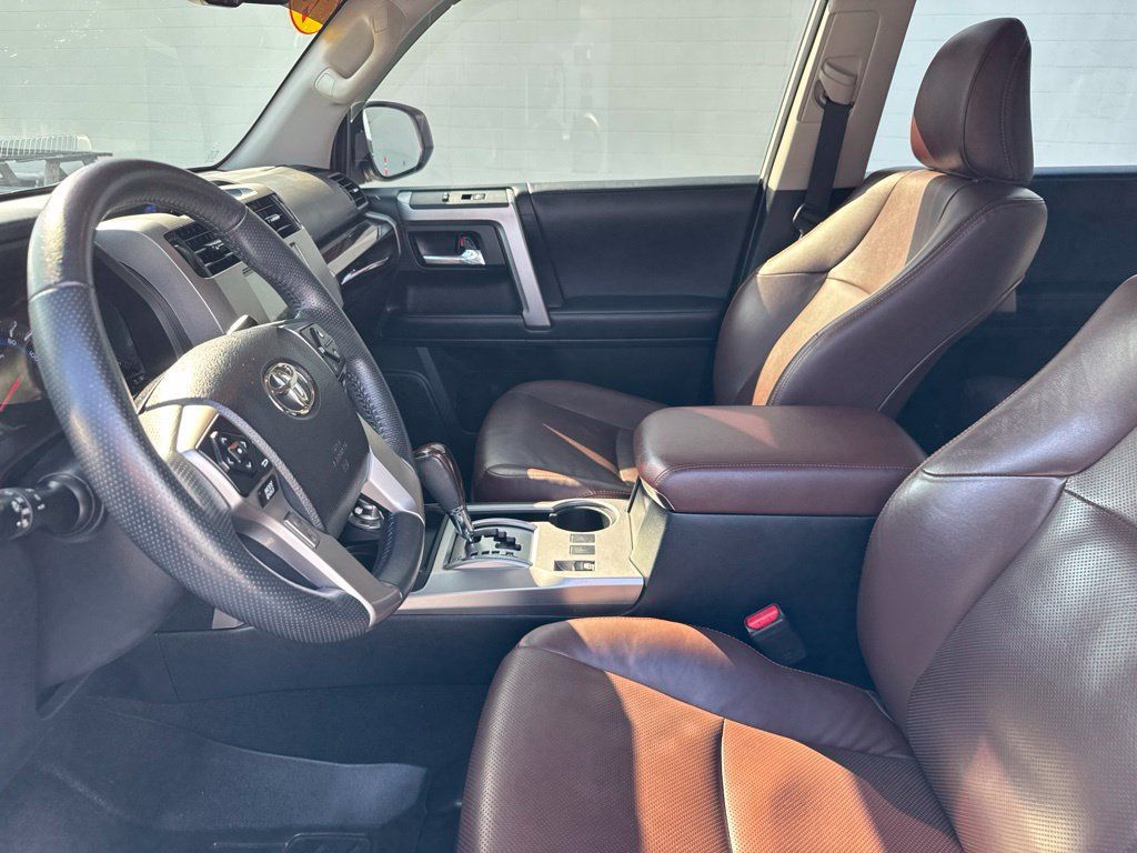 Used 2018 Toyota 4Runner Limited AWD/4WD image 22