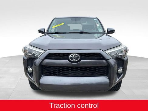 Used 2016 Toyota 4Runner SR5 image 2