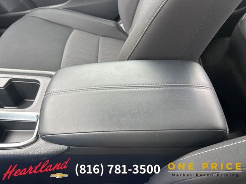 Used 2024 Nissan Sentra SV image 36