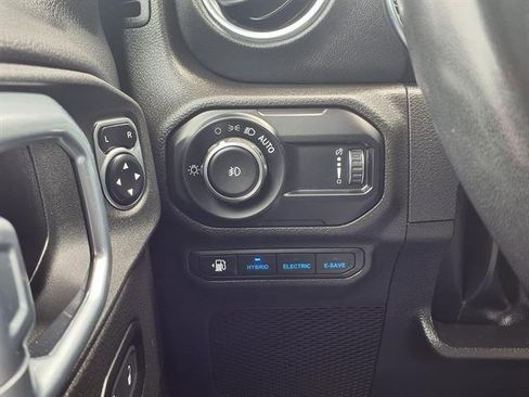 Certified 2023 Jeep Wrangler Unlimited Rubicon 4xe w/ Cold Weather Group AWD/4WD image 18