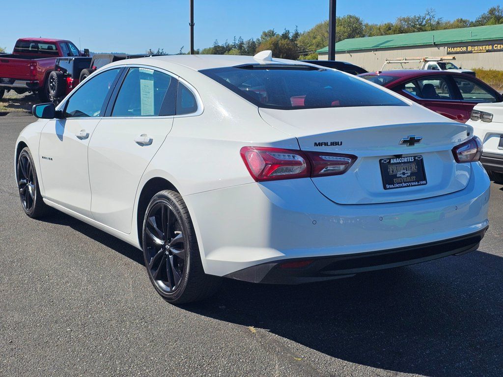 Used 2024 Chevrolet Malibu LT w/ Sport Edition FWD image 5