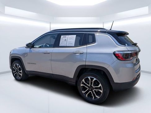 Used 2022 Jeep Compass Limited w/ Sun and Sound Group AWD/4WD image 5