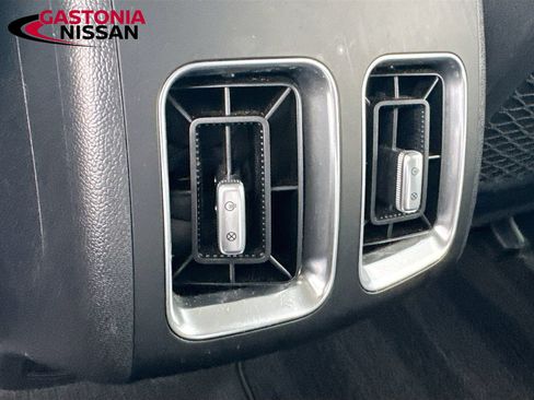 Used 2023 Kia Sorento EX AWD/4WD image 35