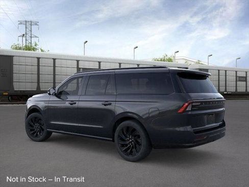 New 2026 Lincoln Navigator L Reserve w/ Jet Appearance Package image 4