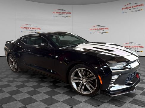 Used 2017 Chevrolet Camaro SS RWD image 1