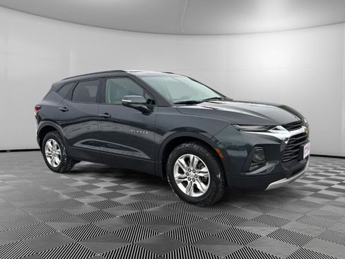 Used 2019 Chevrolet Blazer LT image 2