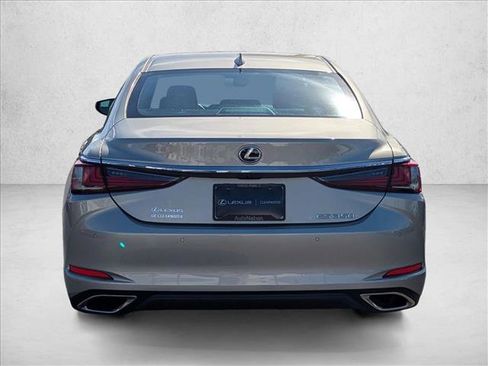 Used 2024 Lexus ES 350 w/ Premium Package image 6