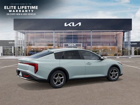 New 2026 Kia K4 FWD image 7