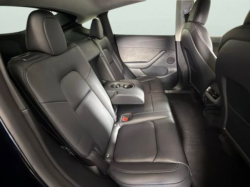 Used 2022 Tesla Model Y Performance image 30