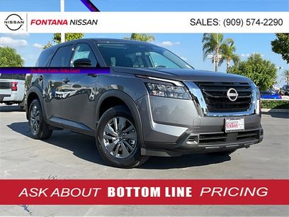 New 2025 Nissan Pathfinder S