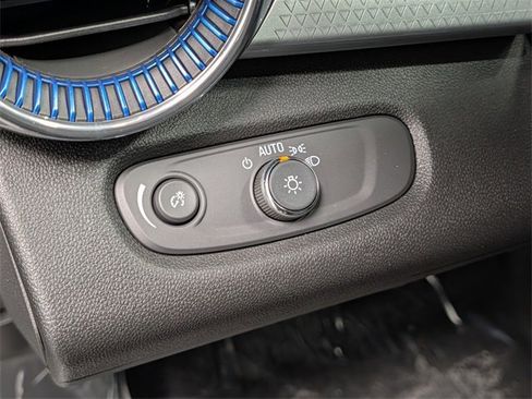 New 2026 Chevrolet Trax LT w/ Driver Confidence Package image 15