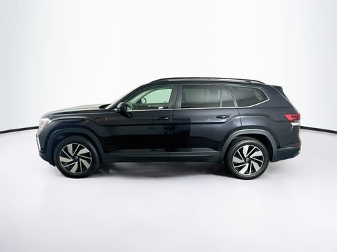 Used 2025 Volkswagen Atlas SE AWD/4WD image 4