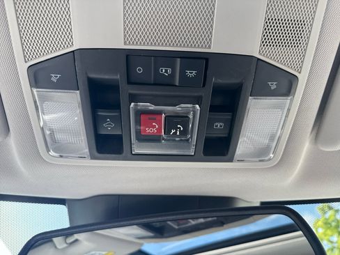 Used 2024 Mitsubishi Eclipse Cross SE image 25