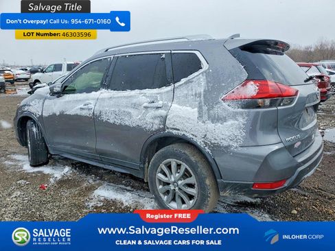 Used 2017 Nissan Rogue SV image 3
