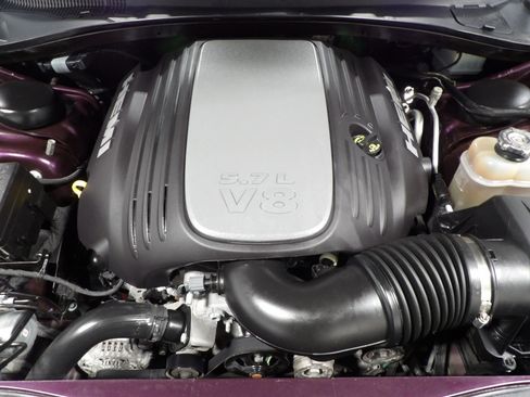 Used 2022 Dodge Charger R/T w/ Plus Group image 25