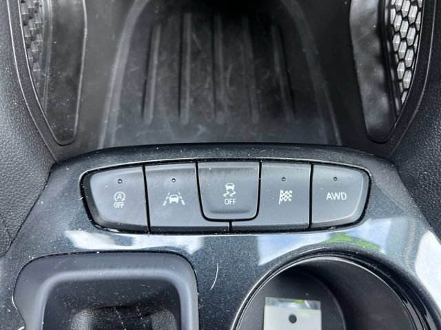 Used 2025 Chevrolet TrailBlazer LT AWD/4WD image 22