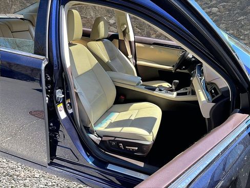 Used 2017 Lexus ES 350 w/ Accessory Package 2 FWD image 7