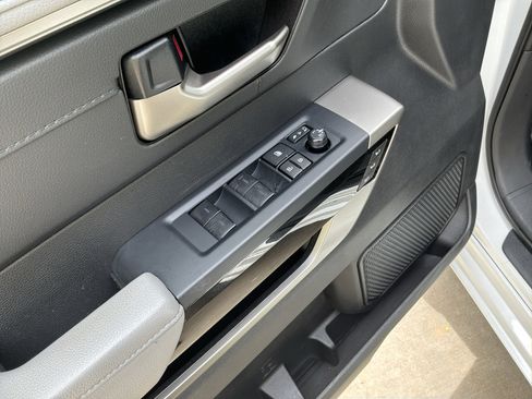 Used 2025 Toyota Tundra Limited w/ TRD Off-Road Package AWD/4WD image 15