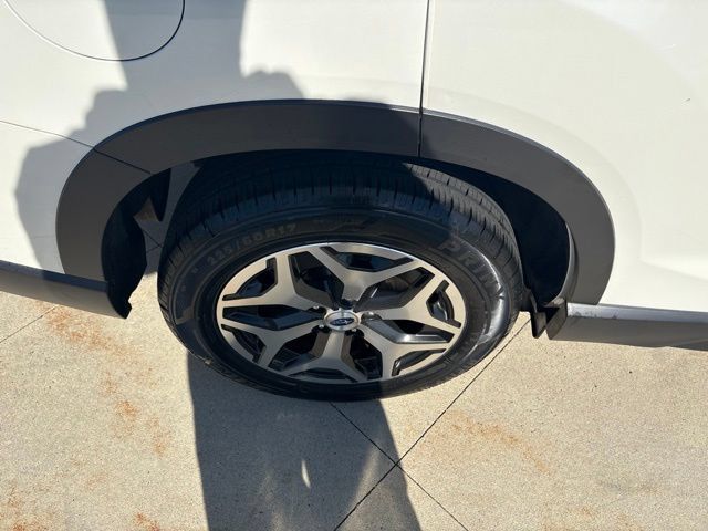 Used 2020 Subaru Forester Premium AWD/4WD image 10