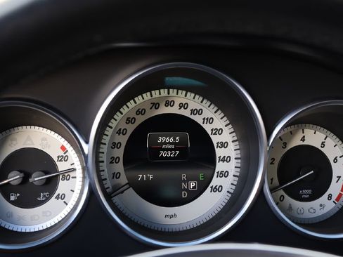 Used 2018 Mercedes-Benz CLS 550 w/ Premium 2 Package image 43