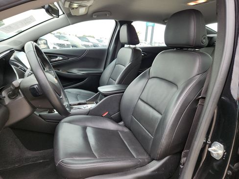 Used 2024 Chevrolet Malibu LT image 13